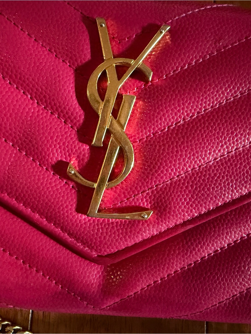 YSL Hot Pink Clutch with gold chain - Picture 3 of 13